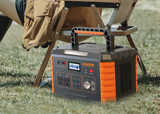 L'onde sinusoïdale pure 1000w a actionné la batterie extérieure de station solaire de générateur